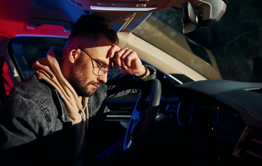 Police traffic stop Pasco County — call Holiday Bail Bonds 727-777-5500